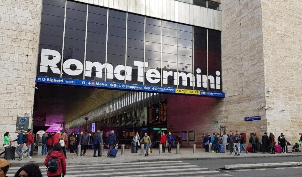 Two-roomed Flat In The Heart Of - Termini Apartamento